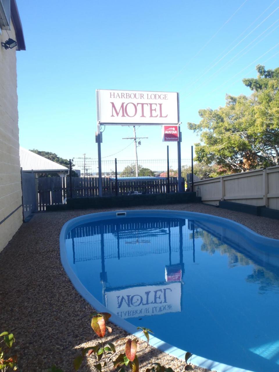 Harbour Lodge Motel Gladstone Bagian luar foto