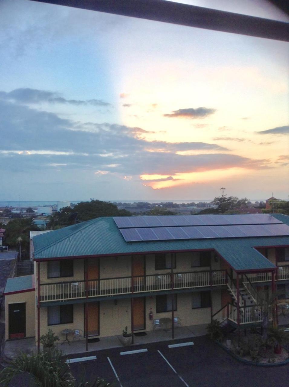 Harbour Lodge Motel Gladstone Bagian luar foto