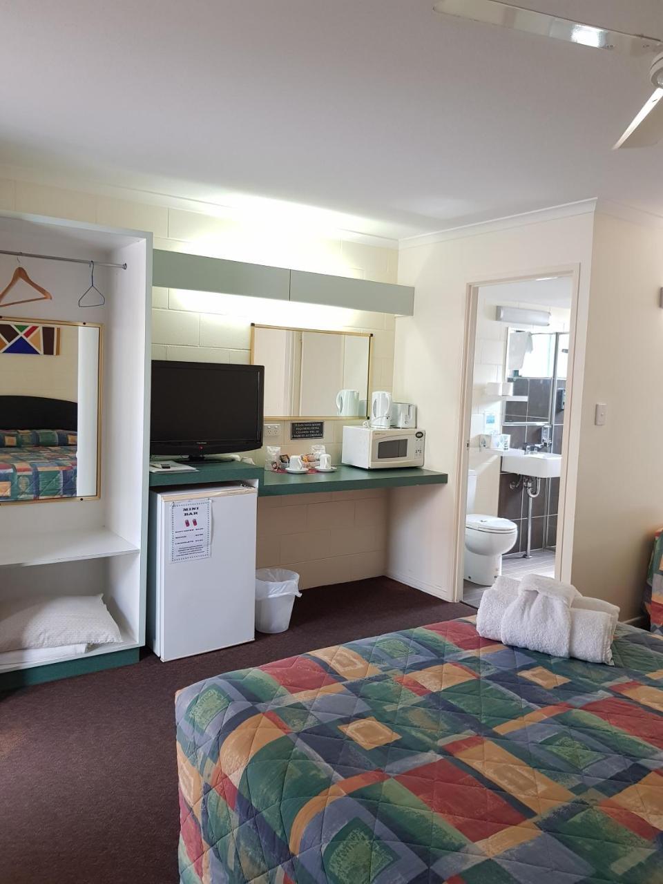 Harbour Lodge Motel Gladstone Bagian luar foto